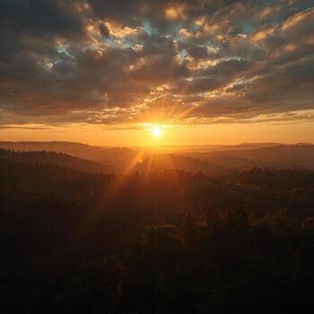 Sonnenuntergang im Schwarzwald während Retreat Urlaub mit den Engeln